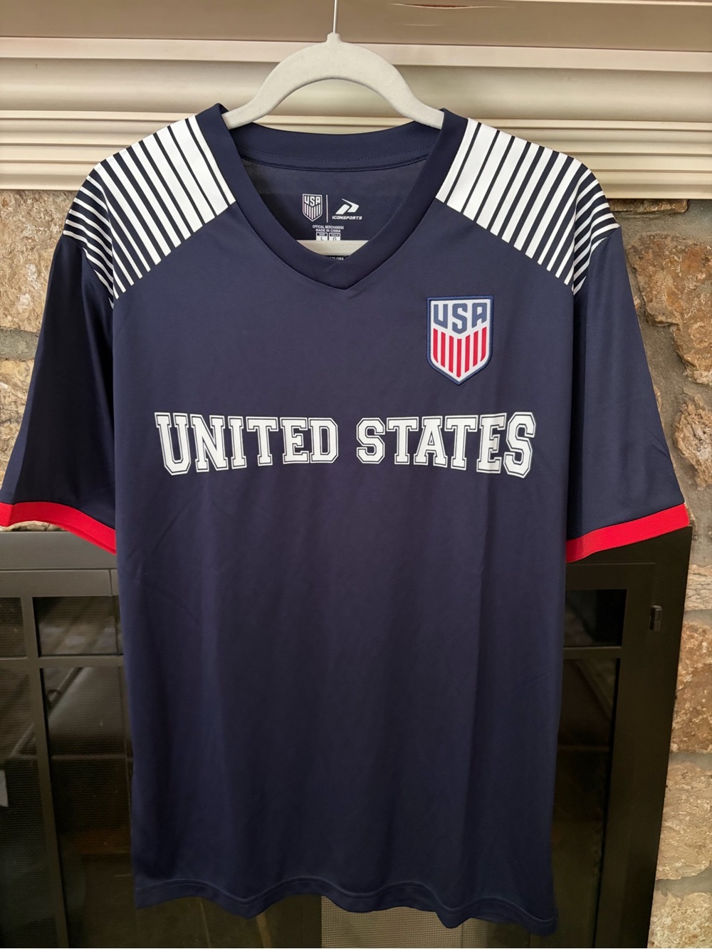 NWT US Soccer Federation Men’s jersey size L 🇺🇸